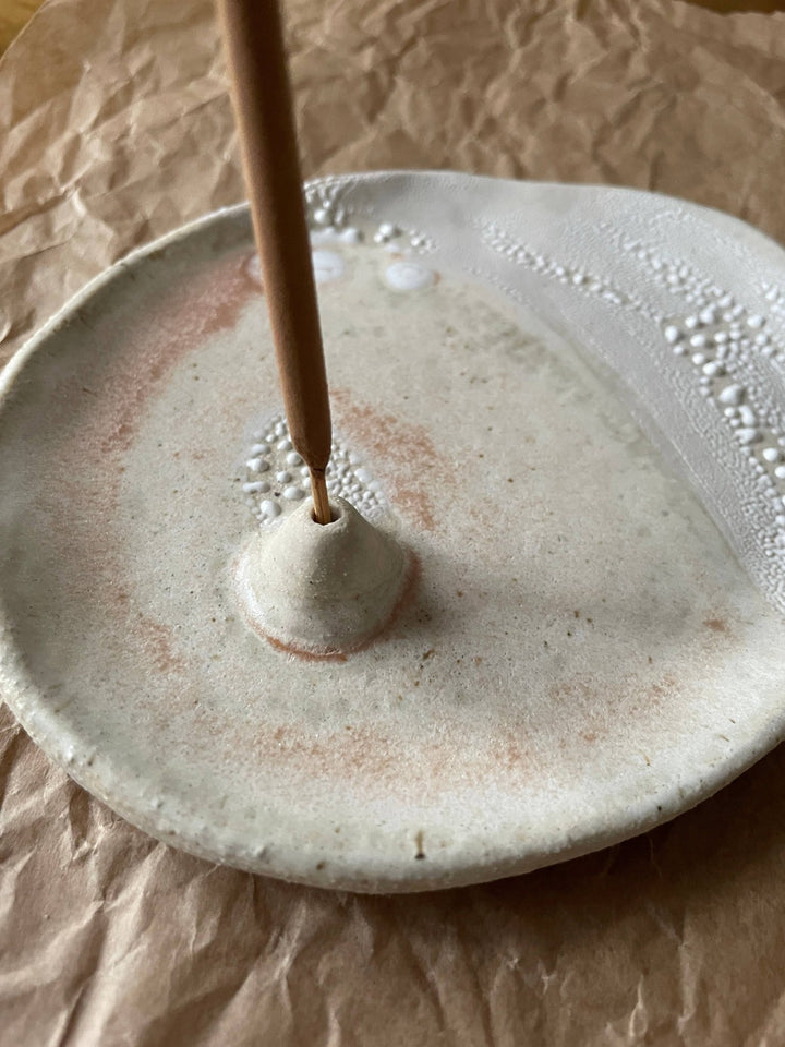 Incense Dish 〰️ Handmade Pottery 〰️ Ceramic 〰️ HimalayanSalt - Pretty by Her - handmade locally in Cambridge, Ontario